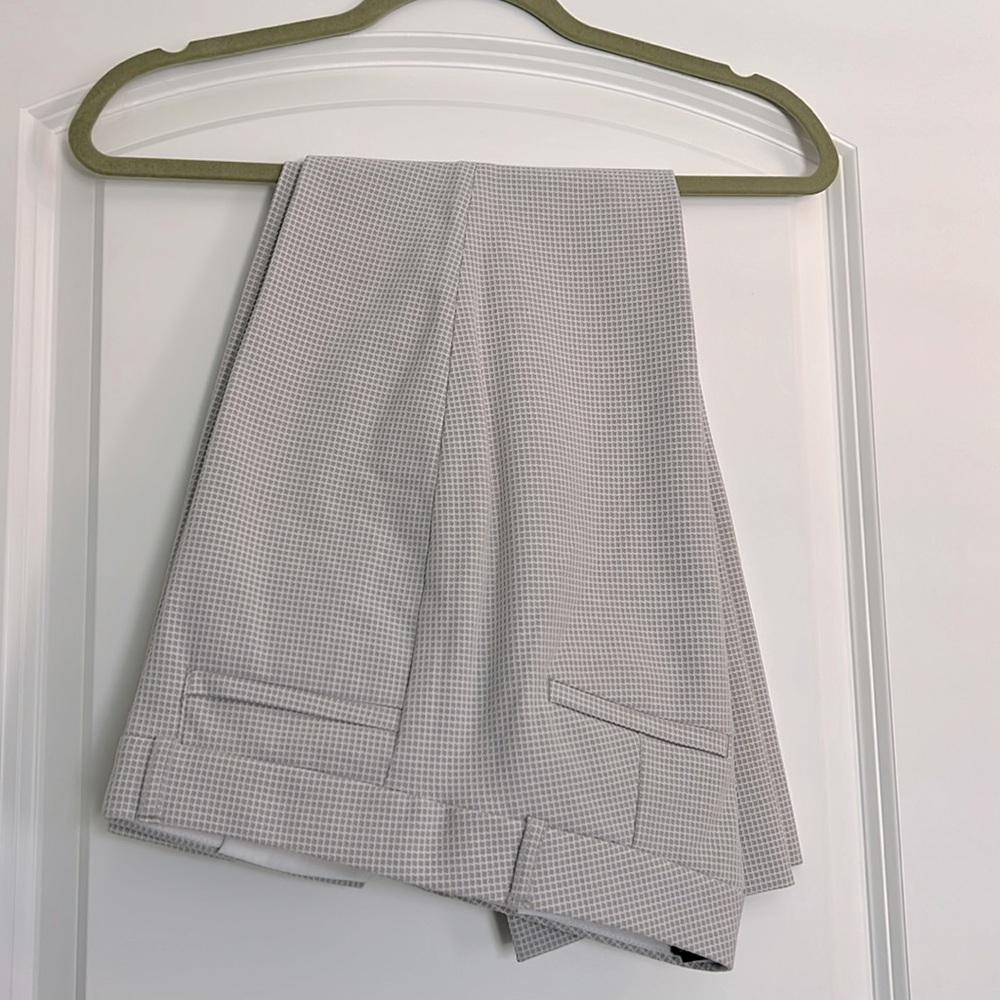 Women’s petite cropped dress pants
